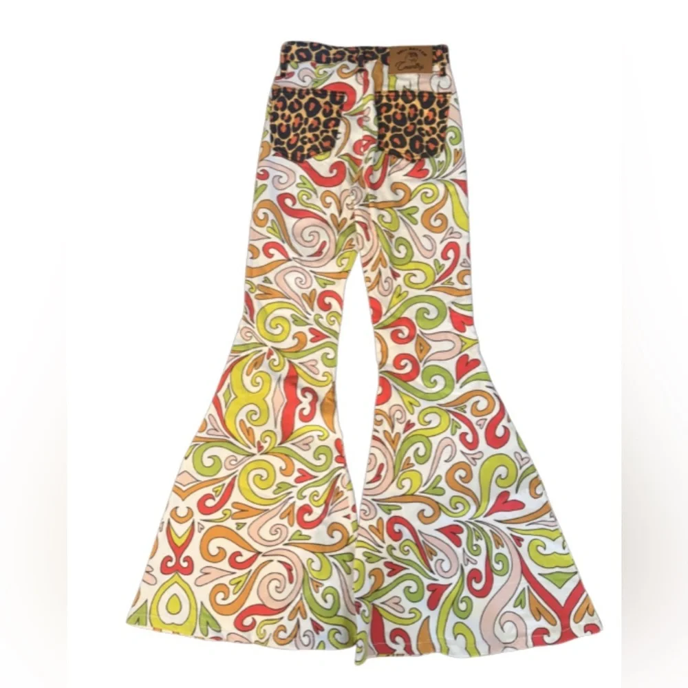 Lainey Wilson Bell Bottom Country Pants Size 25 Heart Like a Truck - Picture 2 of 9
